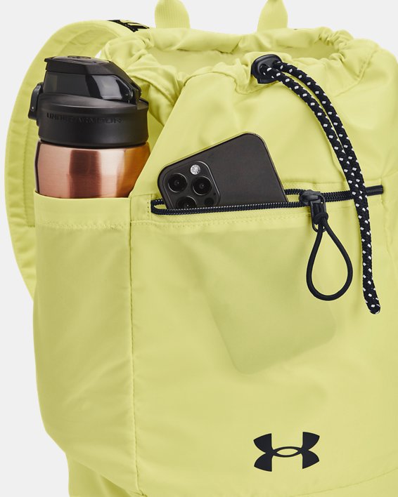 กระเป๋าบักเก็ต UA SportStyle สำหรับผู้หญิง in Yellow image number 2